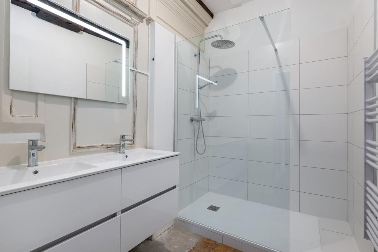 Appartements Au Chateau Ars Ars-sur-Formans Экстерьер фото